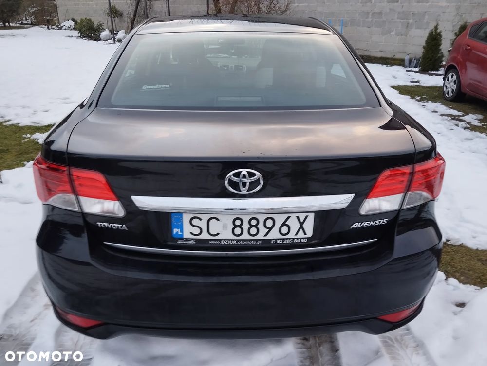Toyota Avensis 2.0 D-4D Premium - 18