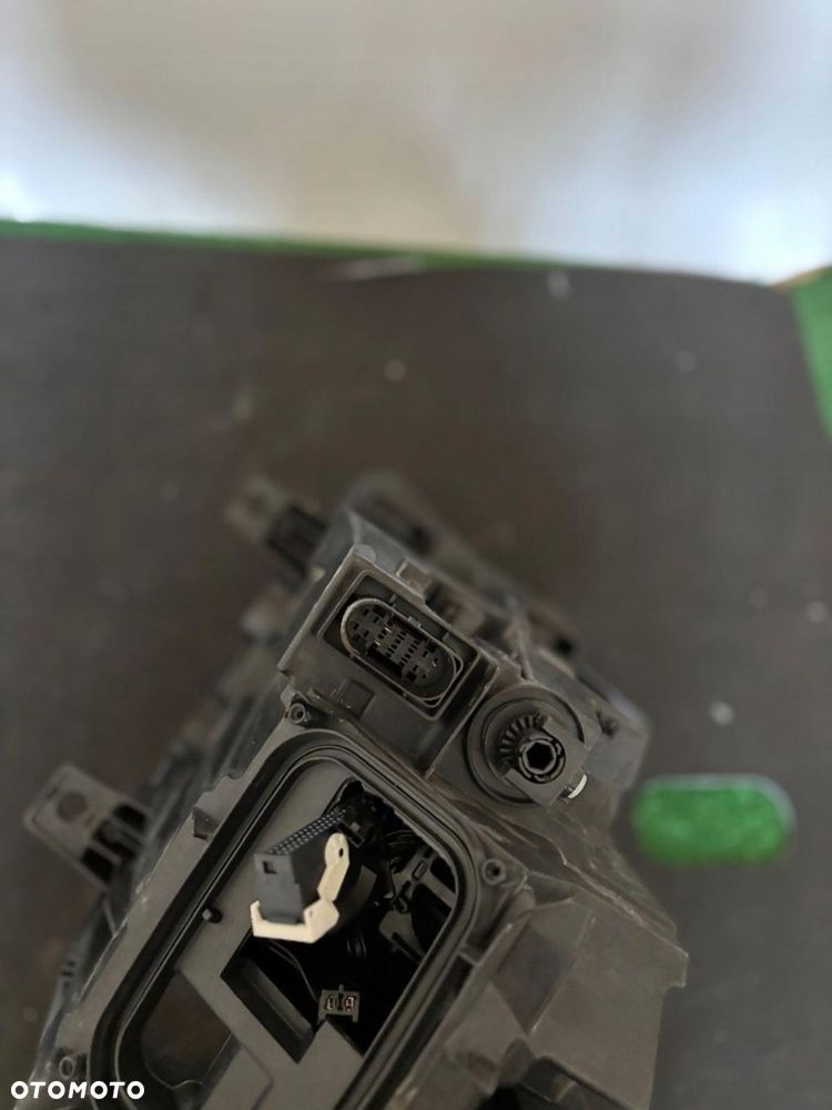 LAMPA PRAWA REFLERTOR PRAWY MERCEDES W910 SPRINTER FULL LED ORYGINAŁ EU - 15