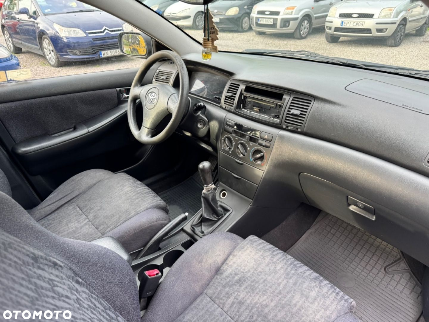 Toyota Corolla - 6