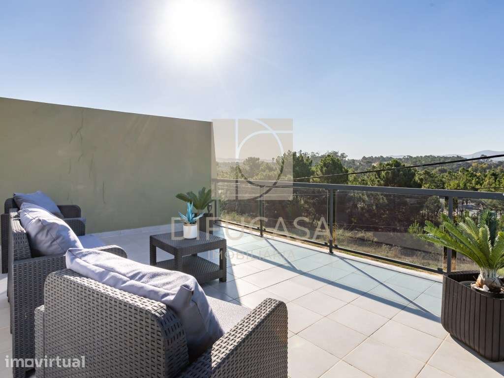 R366 Moradia T3 com Garagem + Terraço com vista para a Serra da Arr... - Grande imagem: 3/53