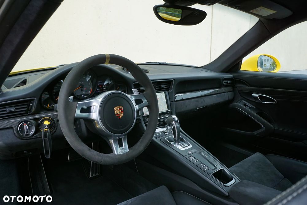 Porsche 911 GT3 - 4