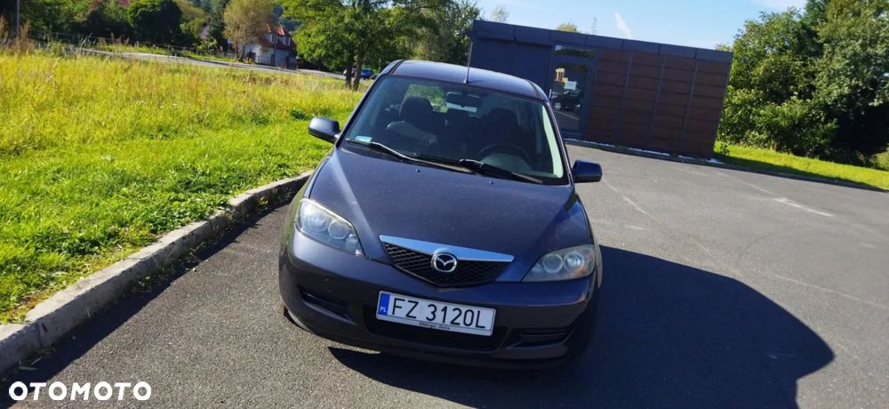 Mazda 2 - 1