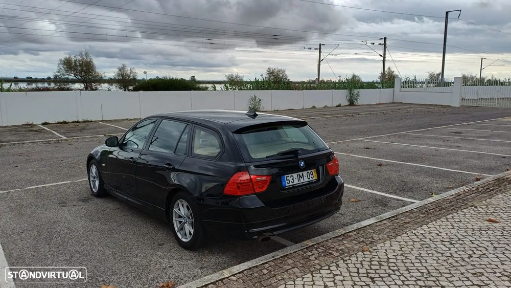 BMW 318 d Touring - 2