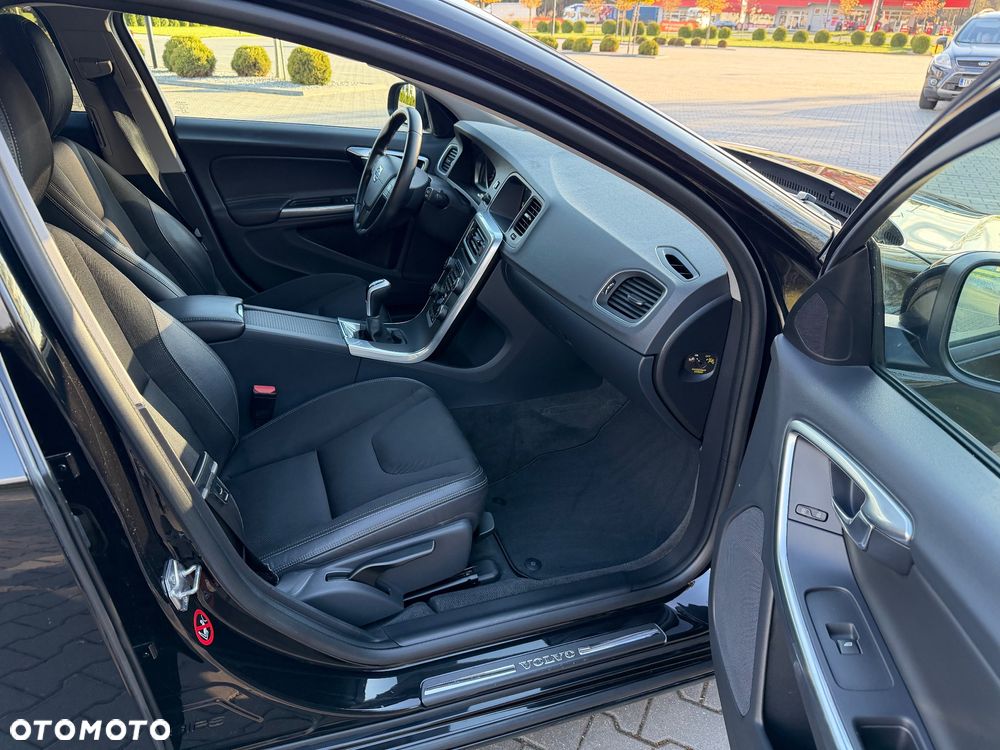 Volvo V60 - 24