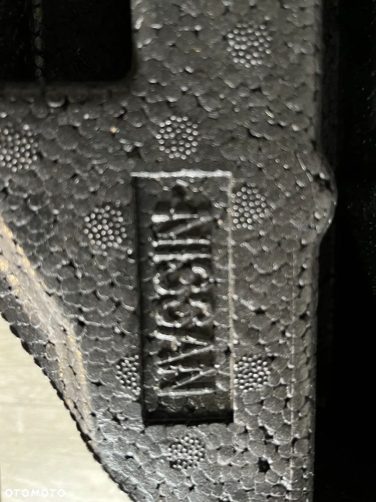 WKŁAD KOŁA STYROPIAN  NISSAN QASHQAI J11 849A7 4EA1B WKRĘTKA HOLOWNICZA UCHO HOLOWNICZE - 4