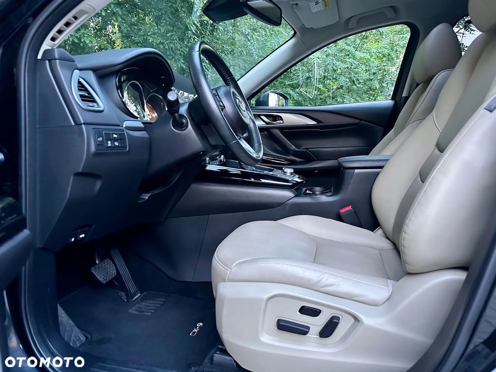 Mazda CX-9 - 11