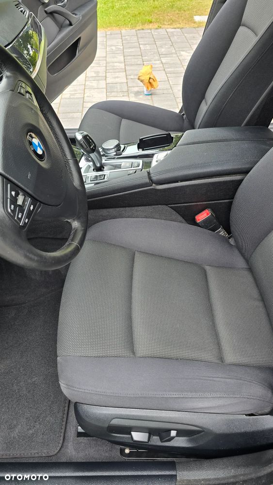 BMW Seria 5 520d - 6