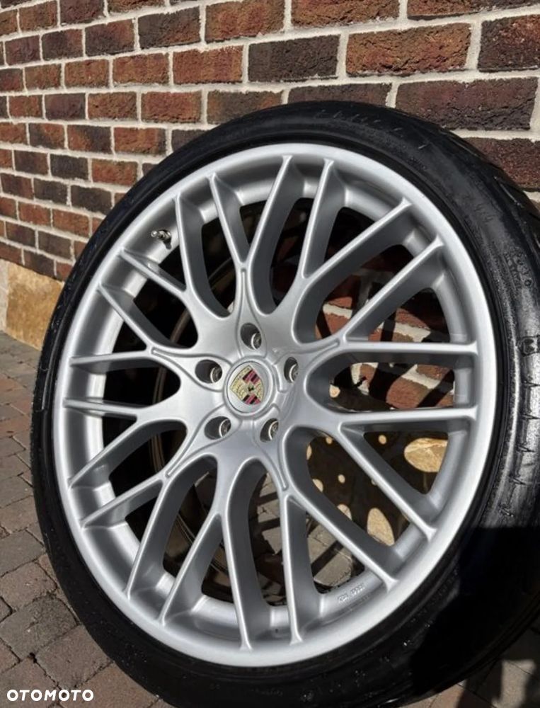 Porsche Cayenne - 6