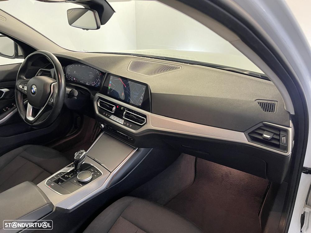 BMW 330 e Corporate Edition Auto - 16