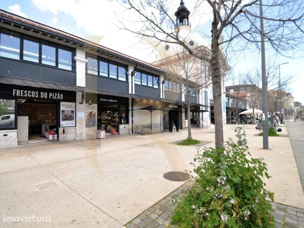 Venda de 2 Lojas no Mercado da Ribeira - Avenida 24 de Julho (Lisboa) - Grande imagem: 2/15