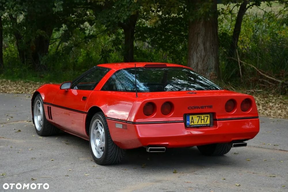 Chevrolet Corvette - 7