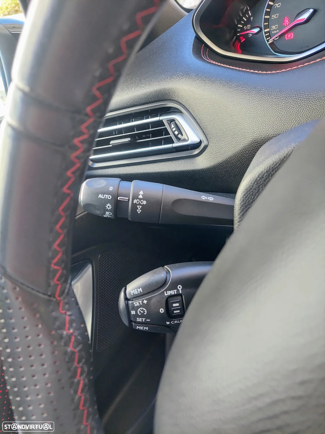 Peugeot 308 1.2 PureTech GT Line - 40