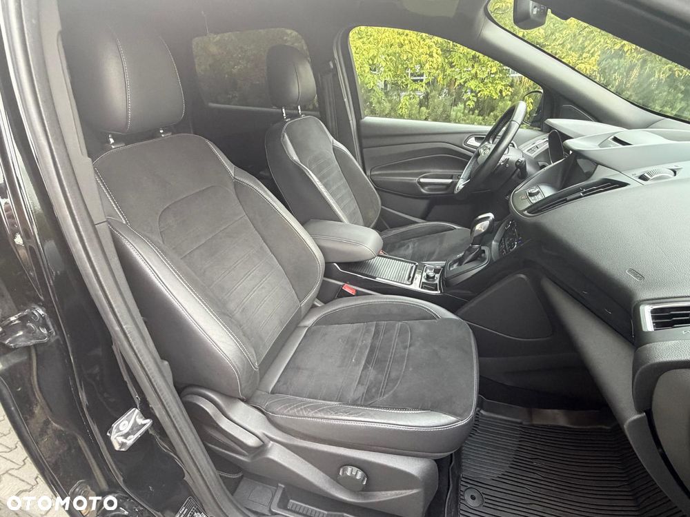Ford Kuga 2.0 TDCi 4x4 ST-Line - 20