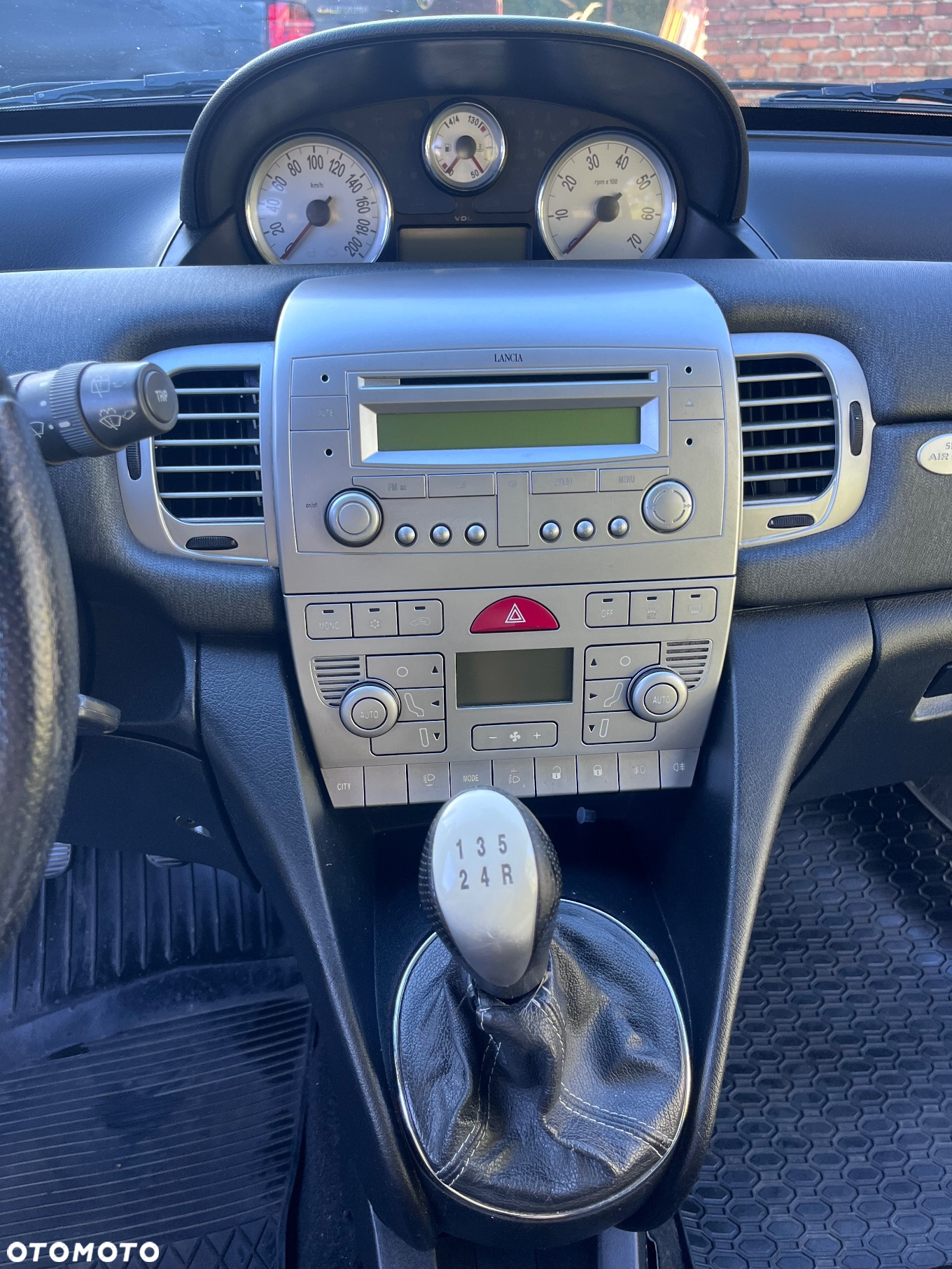 Lancia Ypsilon 1.3 SMomoDesign (4os.) - 22