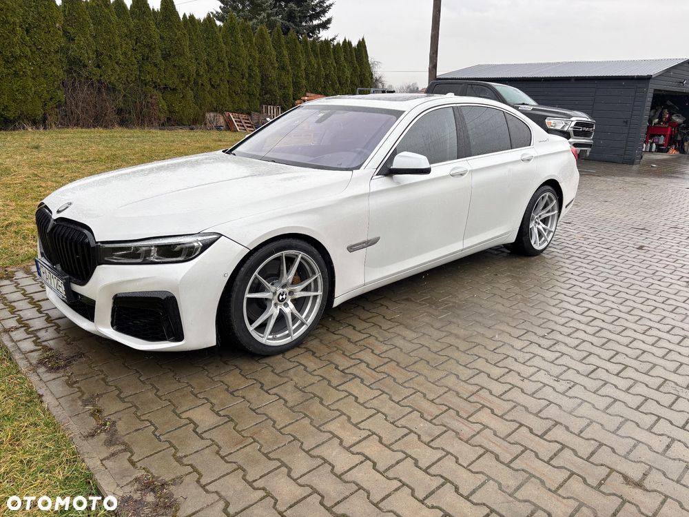 BMW Seria 7 750i - 3