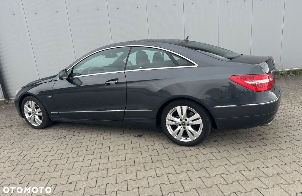 Mercedes-Benz Klasa E 250 CDI DPF BlueEFFICIENCY Automatik Avantgarde - 5