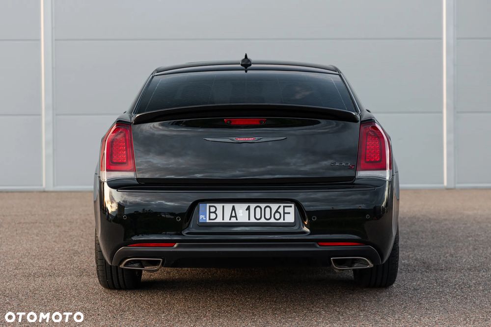 Chrysler 300s - 7
