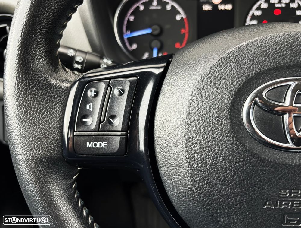 Toyota Yaris 1.0 VVT-i Comfort +PS Style +P.Techno - 19