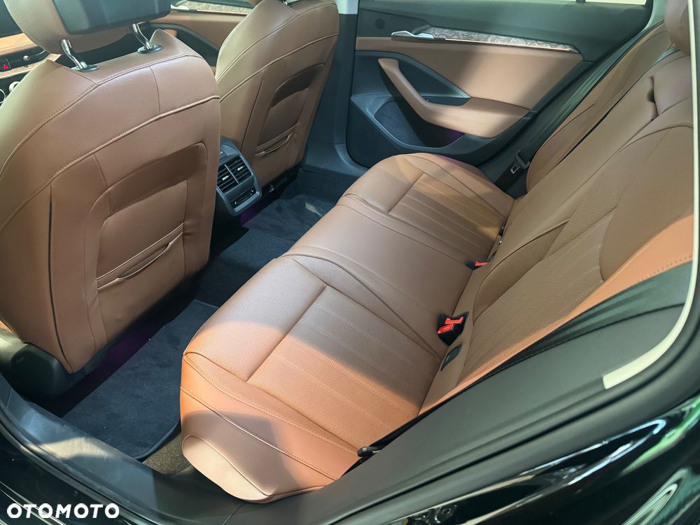 Skoda Superb 2.0 TSI L&K DSG - 8