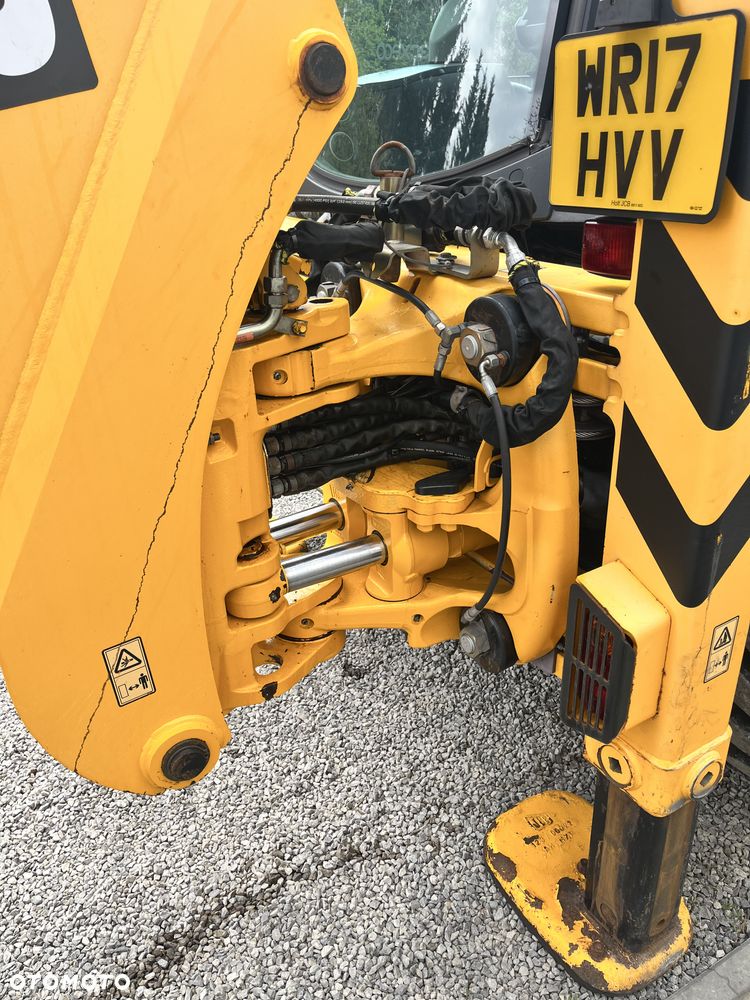 JCB 3CX - 11