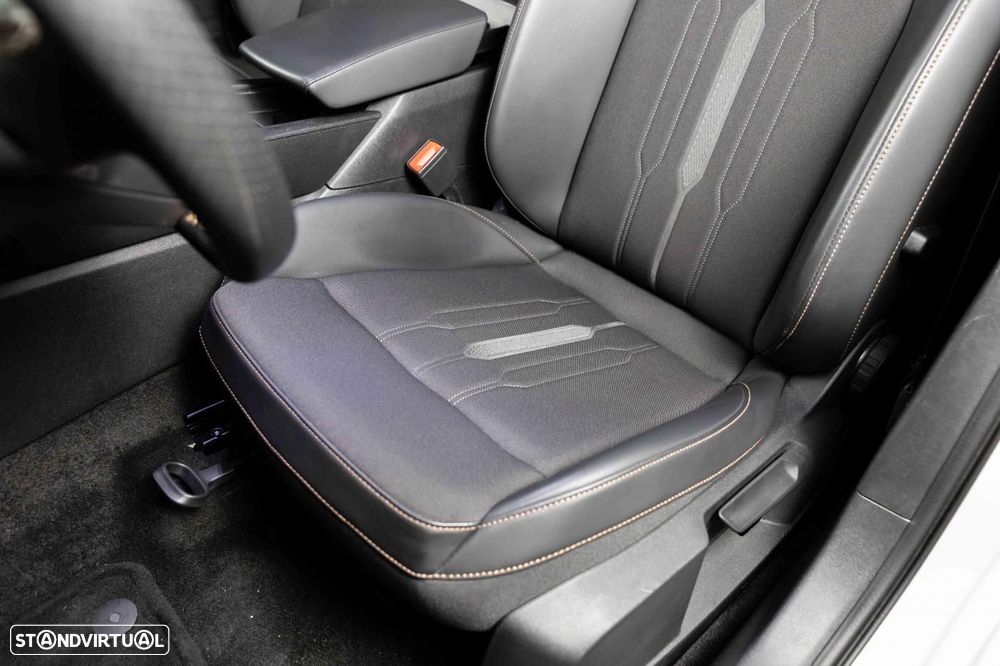 Cupra Leon ST 1.4 e-Hybrid MID DSG - 48