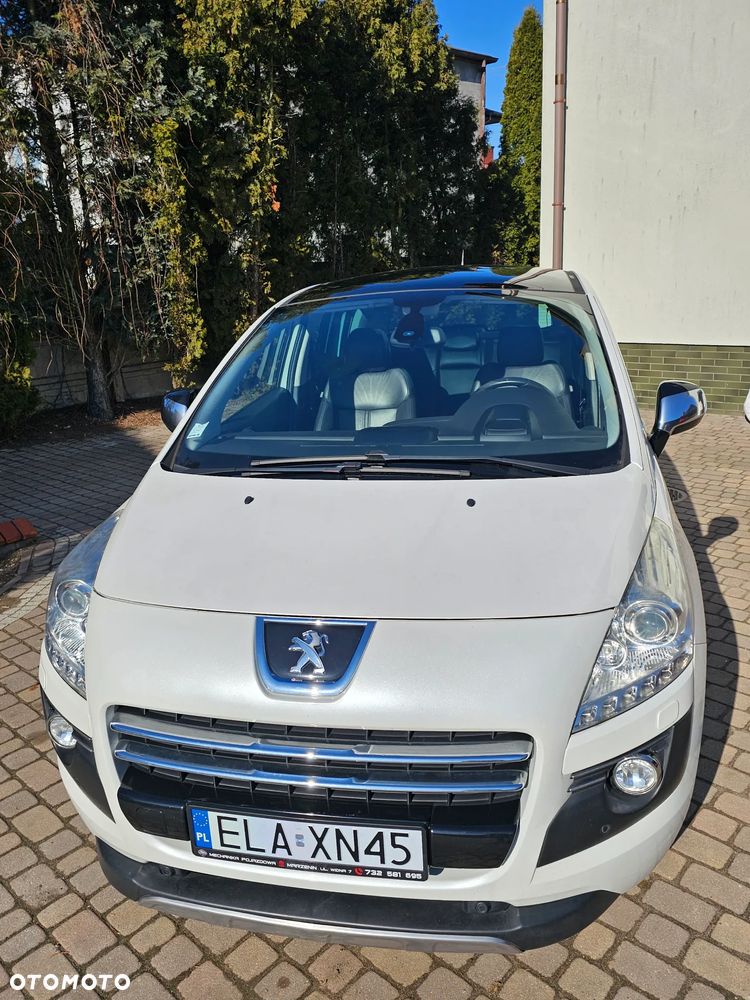 Peugeot 3008 2.0 HDi HYbrid4 - 13