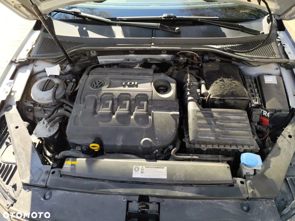 Volkswagen Passat 2.0 TDI BMT Comfortline DSG - 13