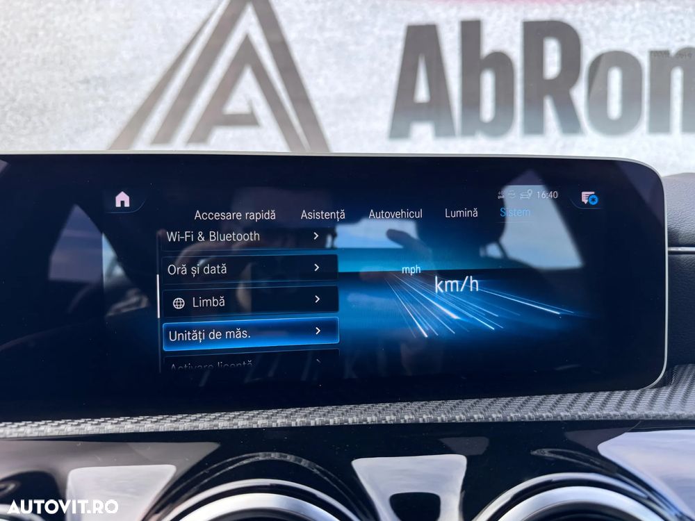 Mercedes-Benz A 180 d 7G-DCT - 12
