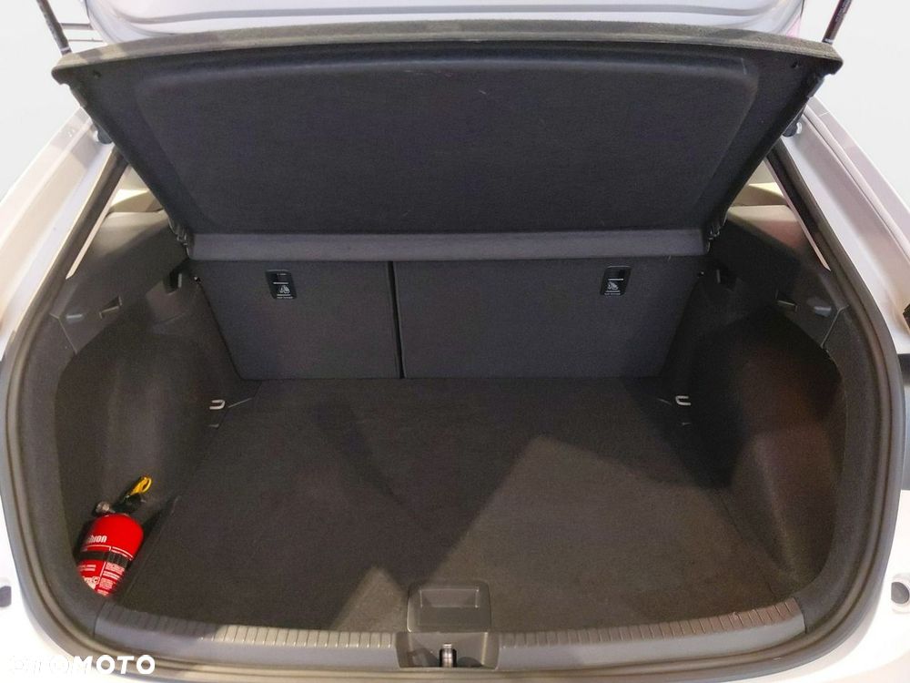 Volkswagen Taigo - 17