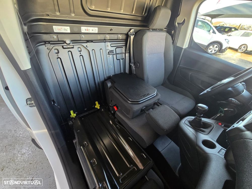 Toyota Proace City 1.5D L1 Comfort PTB - 24