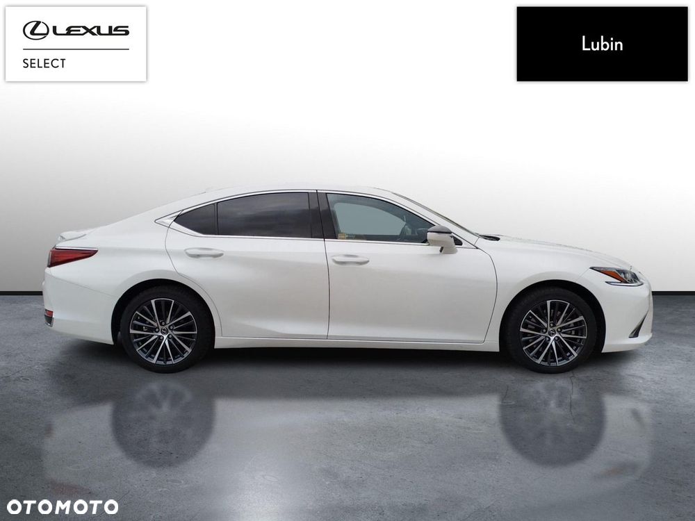 Lexus ES - 6