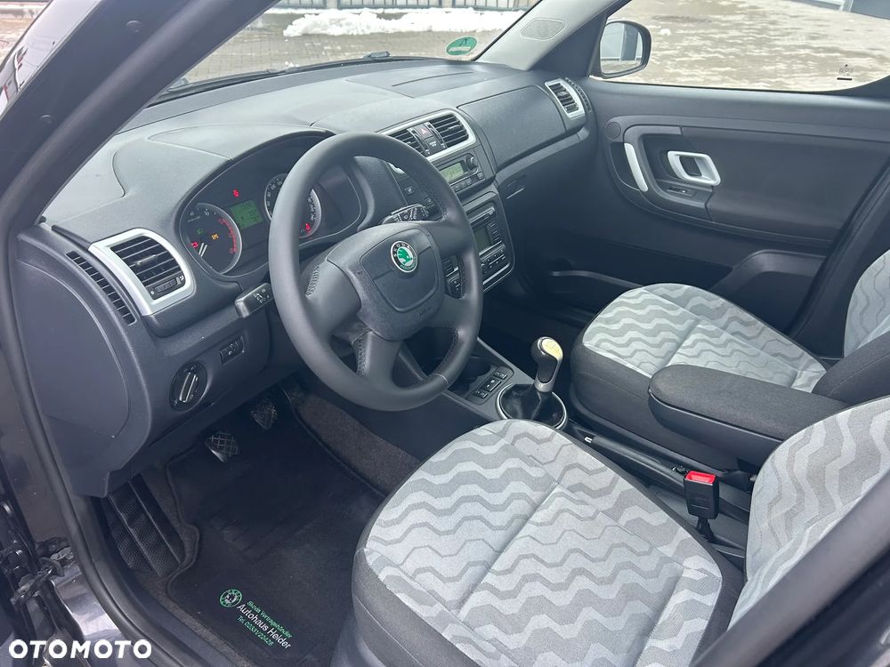 Skoda Roomster 1.2 Ambition - 24