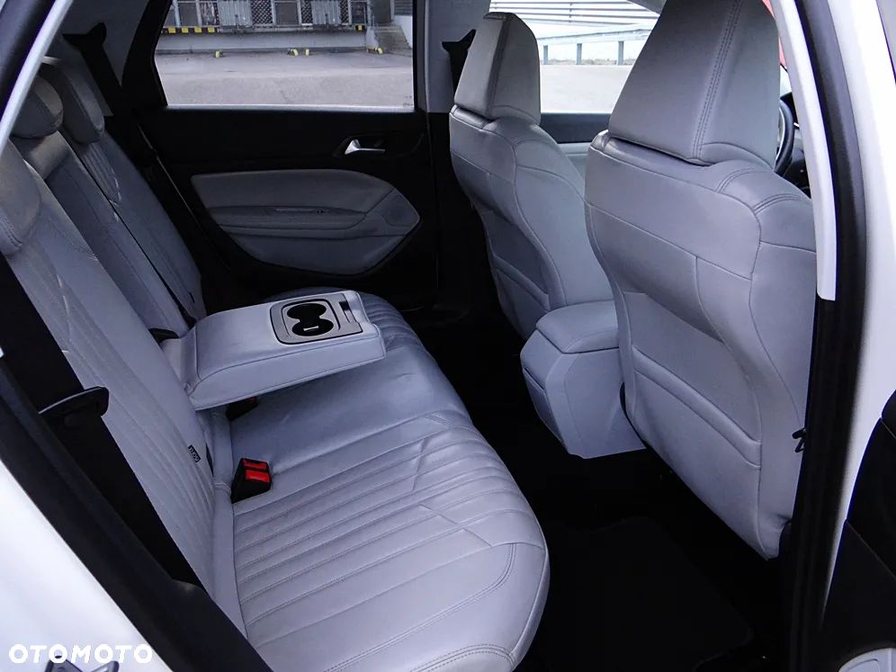 Peugeot 308 BlueHDi 150 Automatik Stop & Start Niveau 2 Business-Line - 38