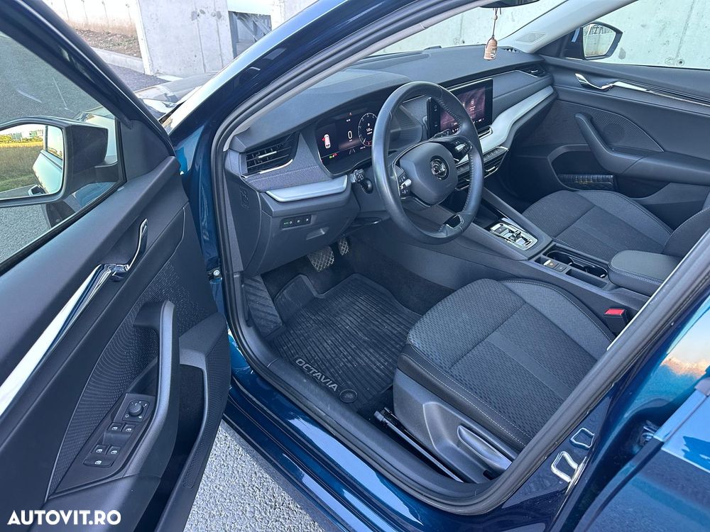 Skoda Octavia 2.0 TDI DSG Style - 4