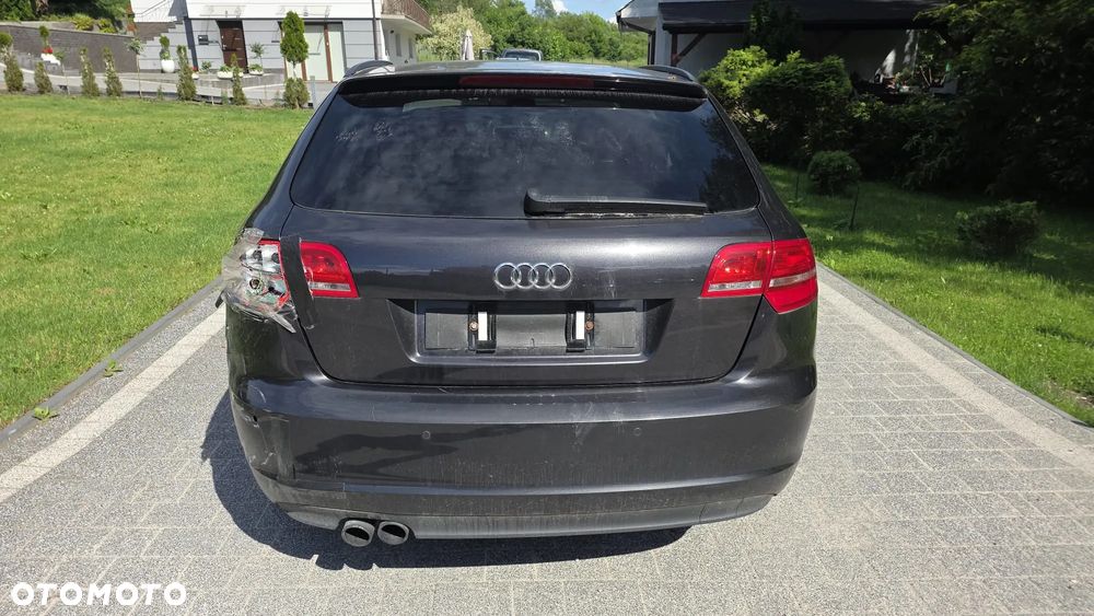 Audi A3 Sportback 1.8 TFSI Attraction - 8