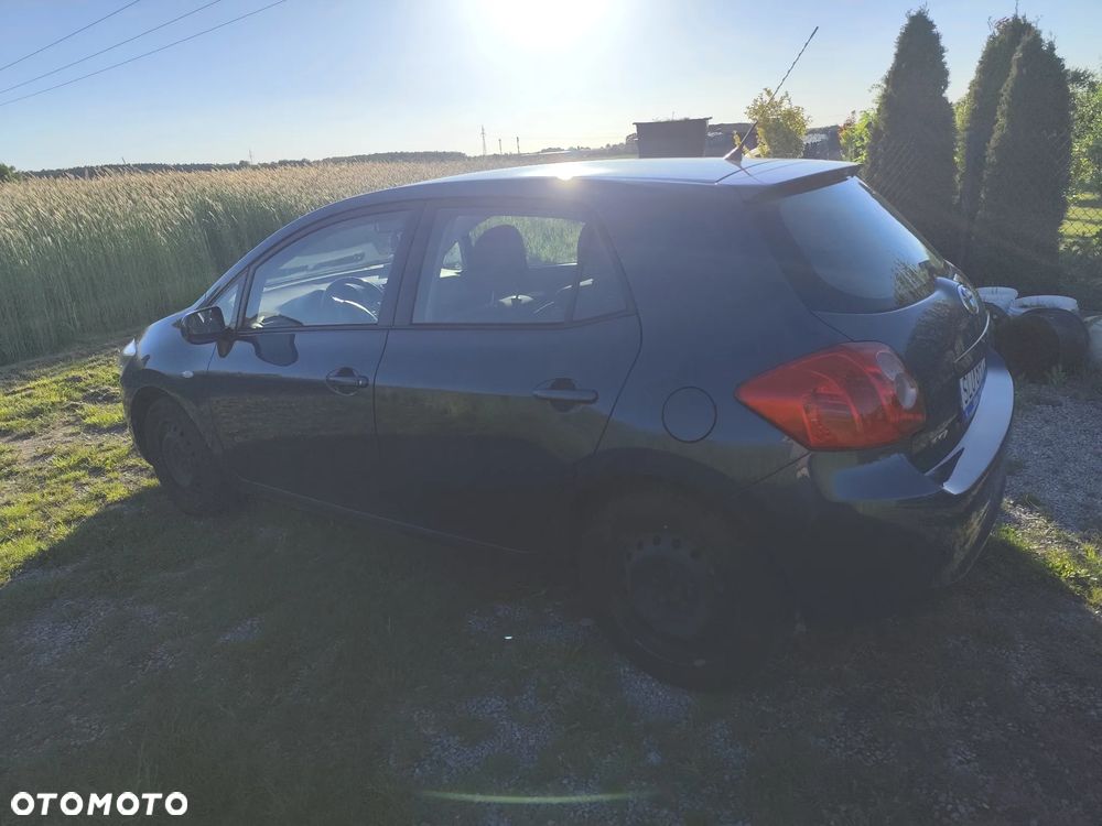 Toyota Auris 1.4 VVT-i - 4