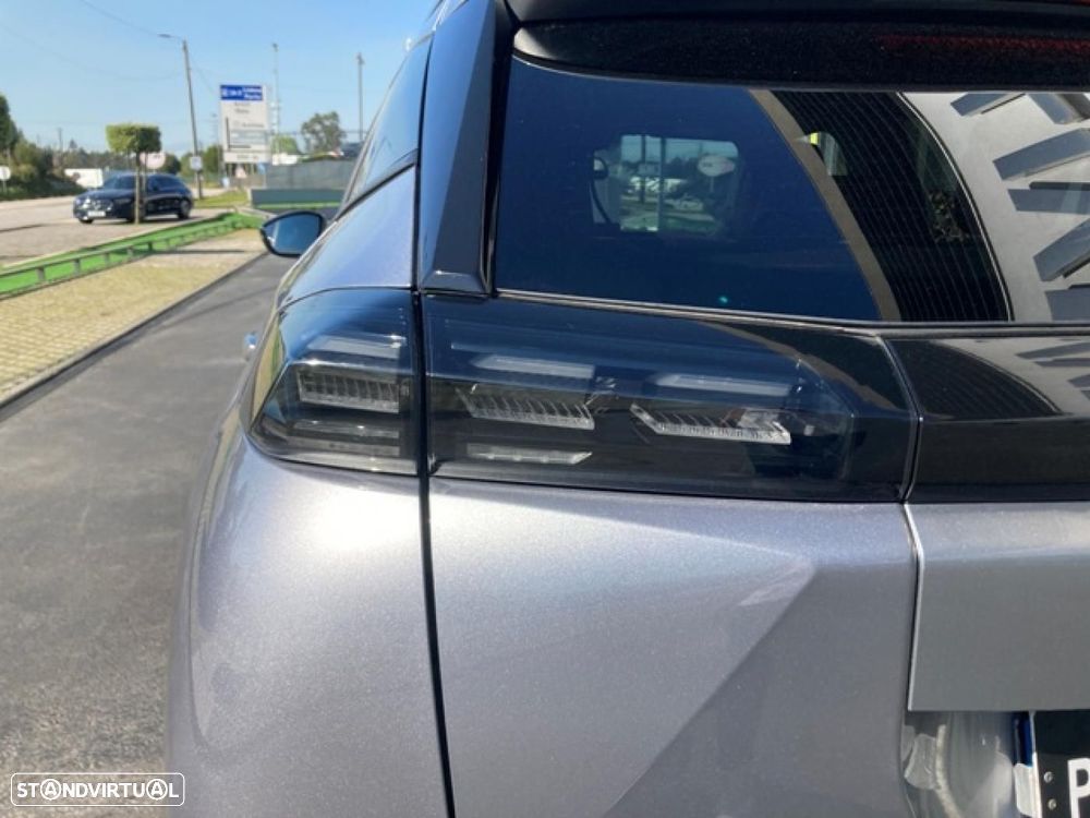 Peugeot 2008 1.2 Hybrid Allure e-DCS6 - 12