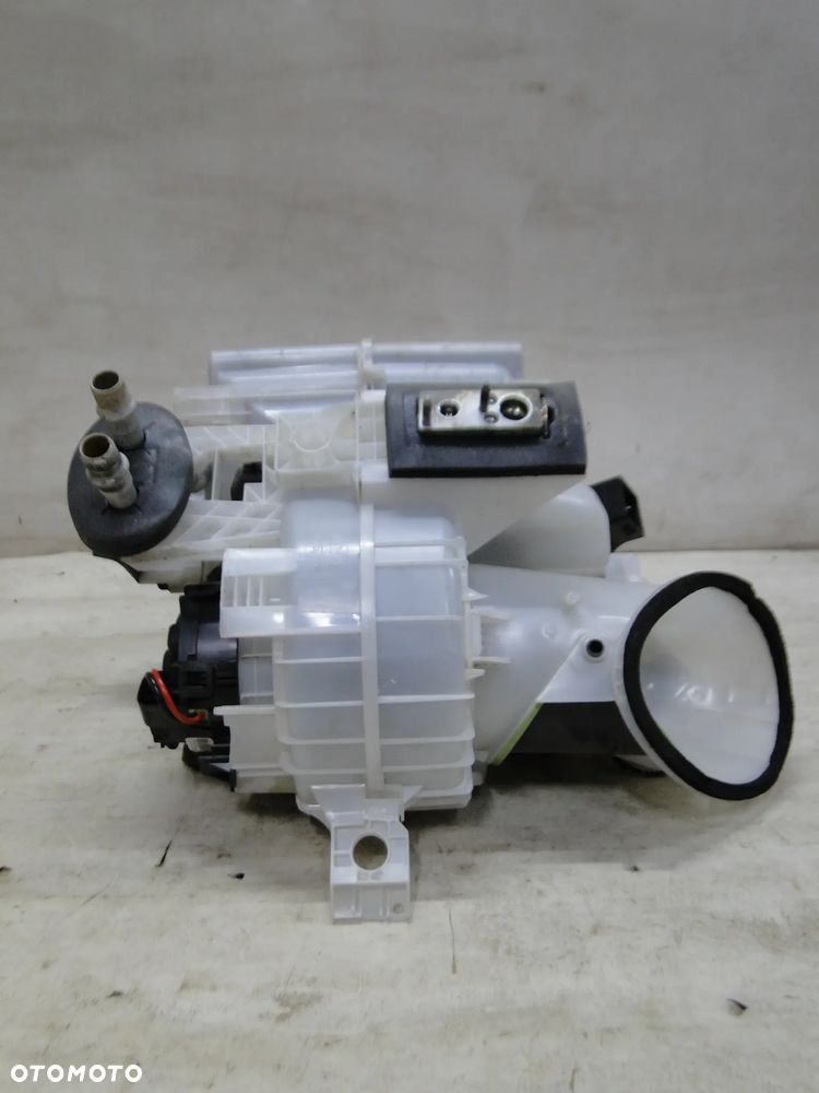 PEUGEOT 208 I NAGRZEWNICA DMUCHAWA NAWIEWU KLIMATYZACJI EUROPA - 5