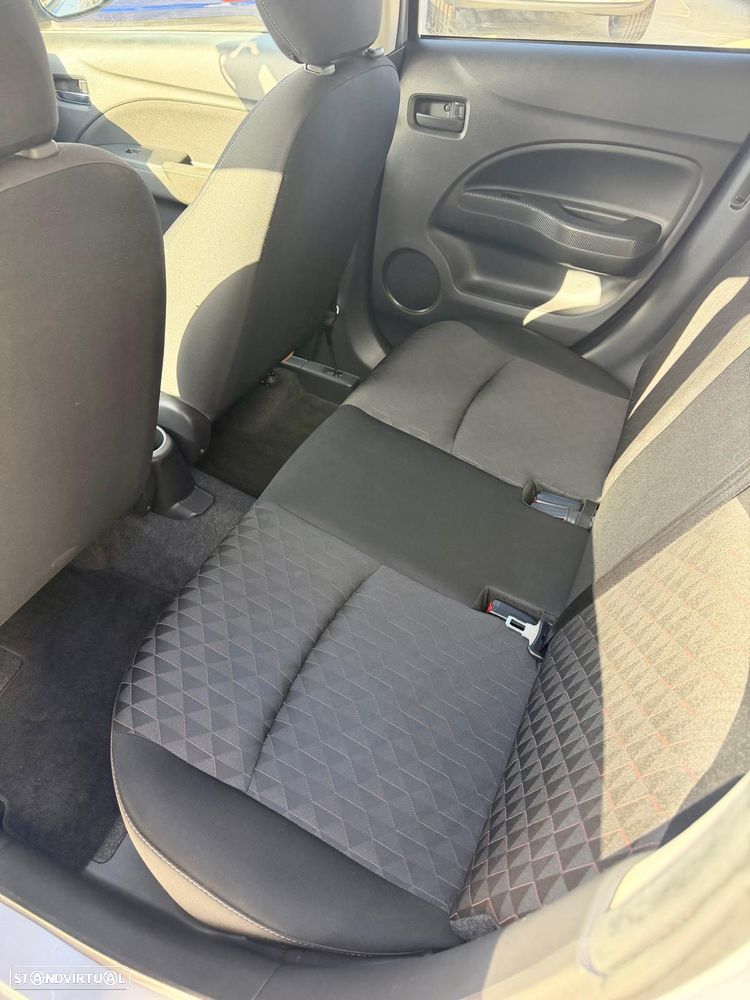 Mitsubishi Space Star 1.2 Intense - 19