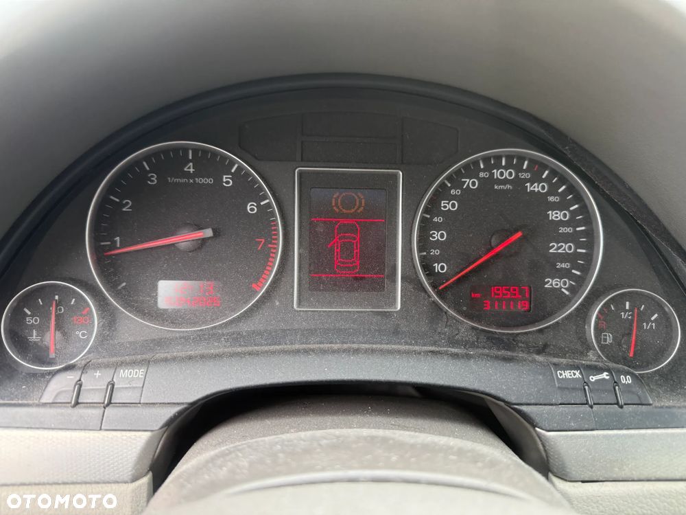 Audi A4 Avant 1.8T - 6