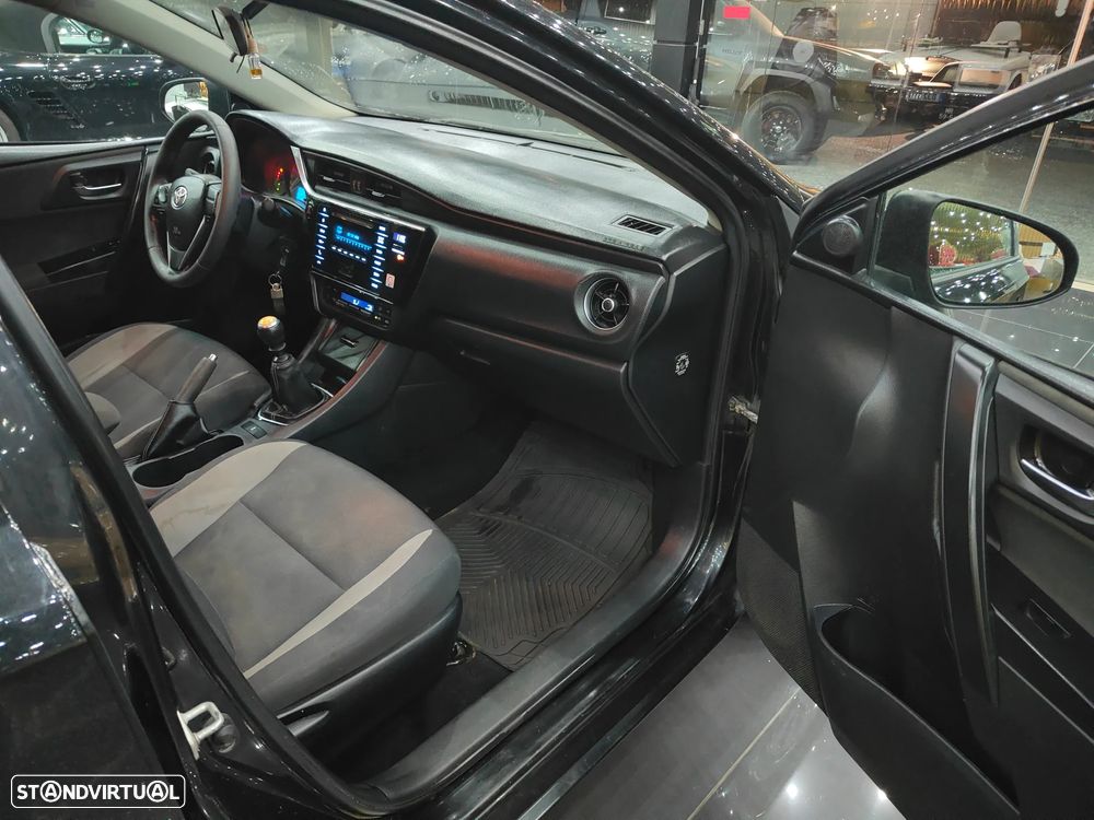 Toyota 1.4 D-4D + AC - 14