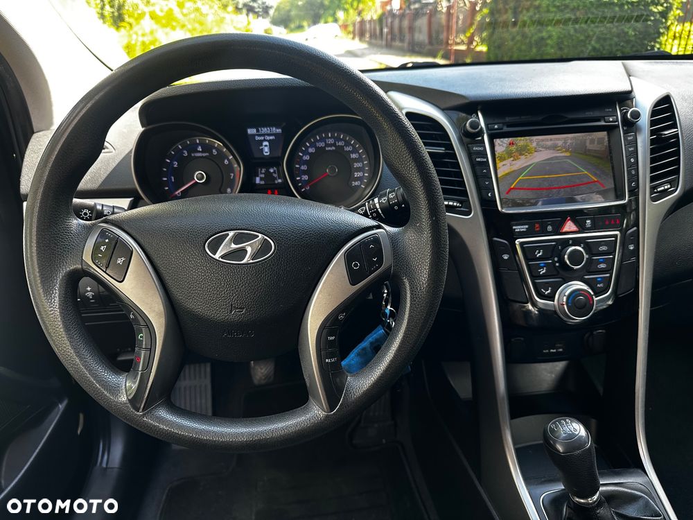 Hyundai i30 1.4 Premium - 6