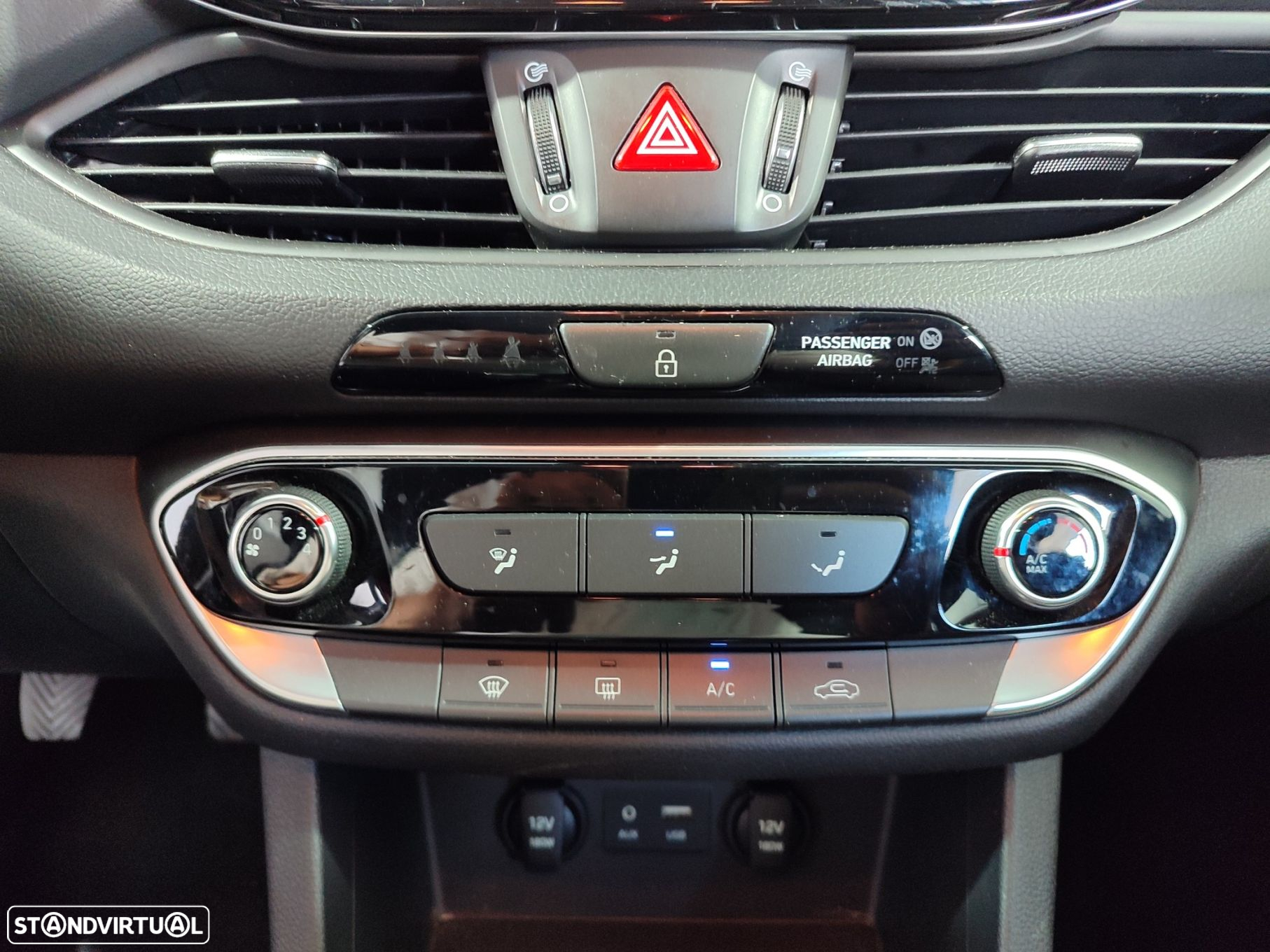 Hyundai i30 1.6 CRDI Blue Comfort - 21