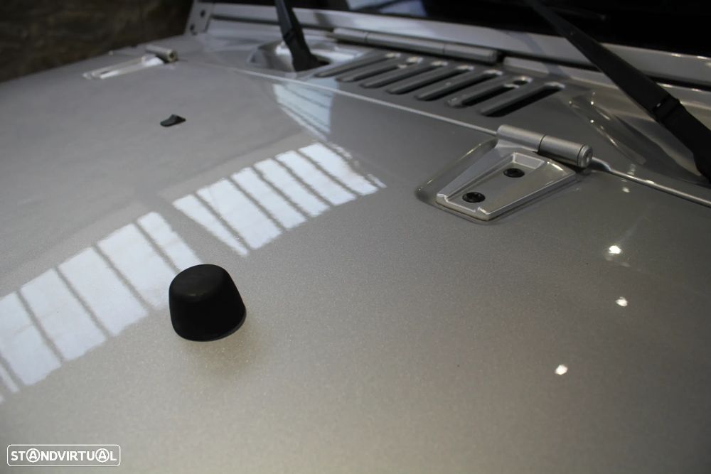 Jeep Wrangler 2.8 CRD ATX Sport - 31