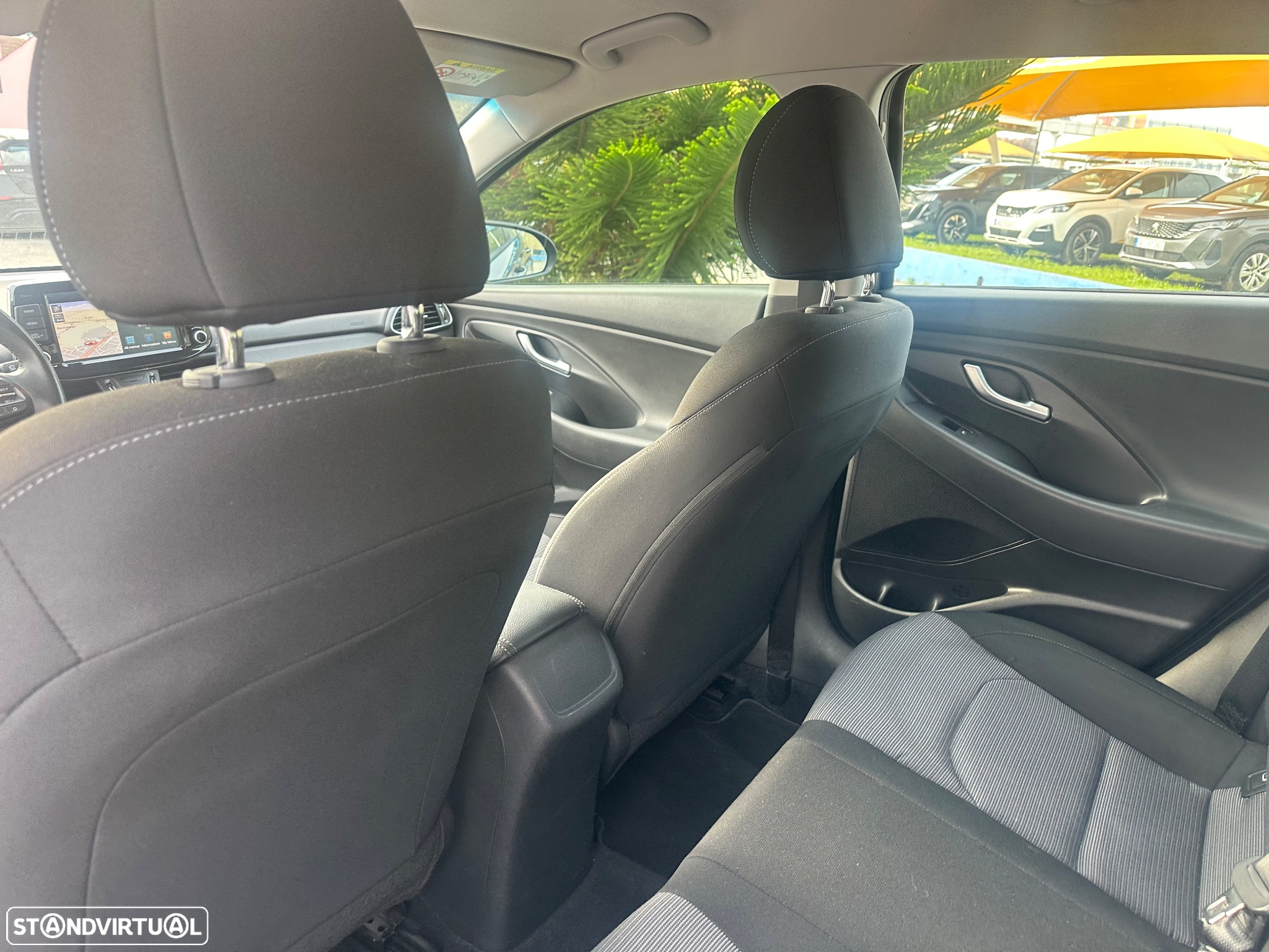 Hyundai i30 SW 1.6 CRDi Style - 38