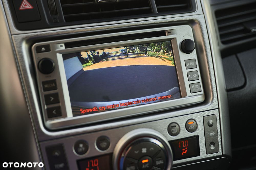 Toyota Verso 1.8 7-Sitzer Skyview Edition - 31