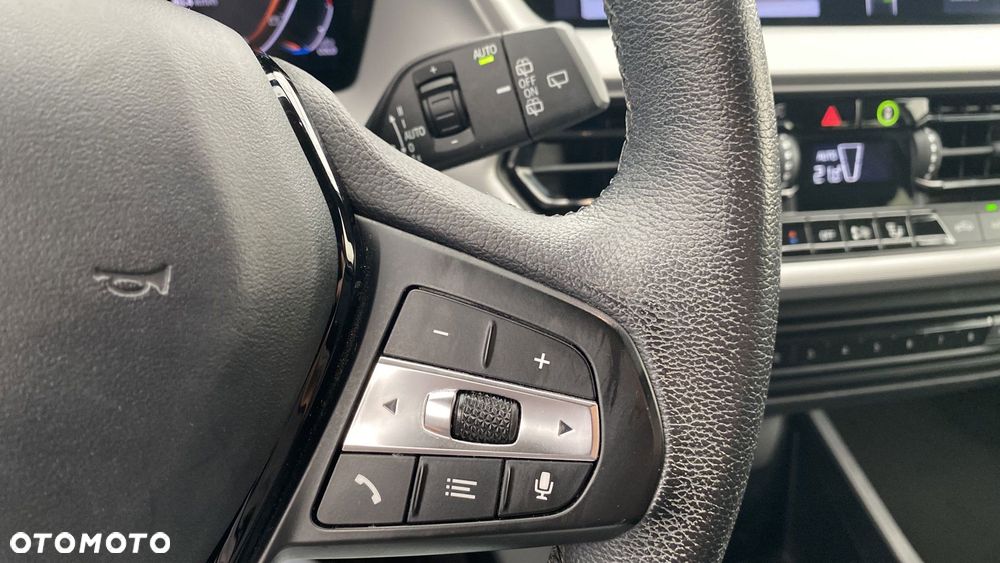 BMW Seria 1 118i Advantage - 22