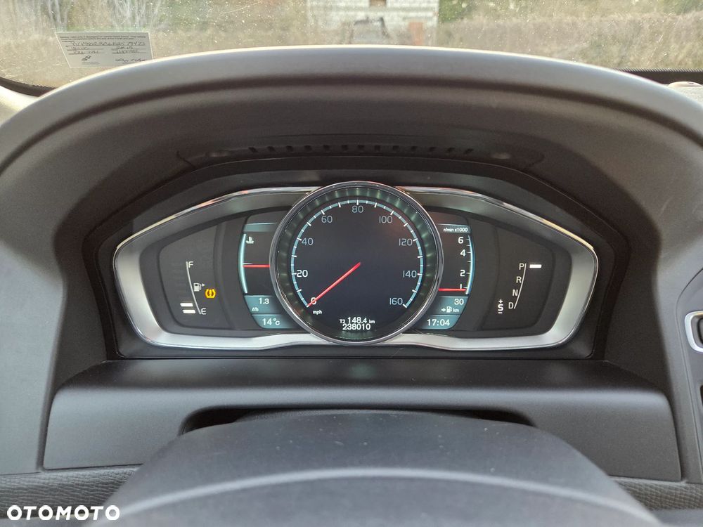 Volvo XC 60 T6 AWD Momentum - 16