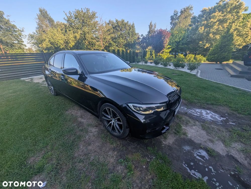 BMW Seria 3 320d Sport Line - 8