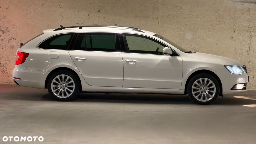 Skoda Superb 2.0 TDI Green tec Ambition - 10